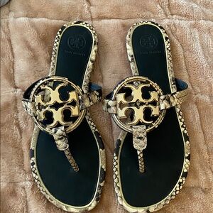Tory Burch Black and Tan Sandals with Logo Designs size 8 never used
